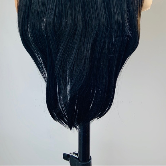 Simply Gorgeous Long Black Synthetic Lace Front Wig for Daily Wear/Photos/Events - Picture 12 of 12